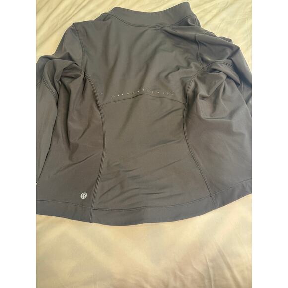 Lululemon Lightweight UV Protection Running Jacket - Picture 7 of 11